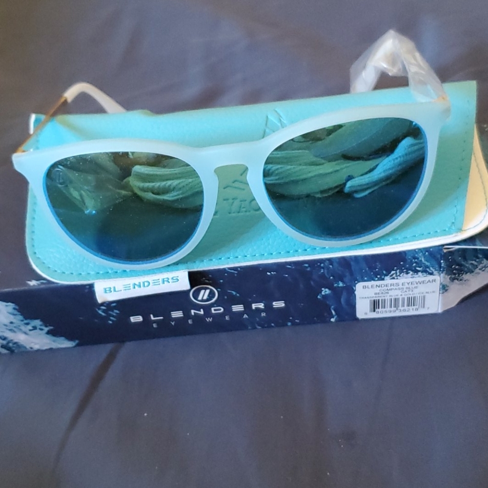 Blue sunglass